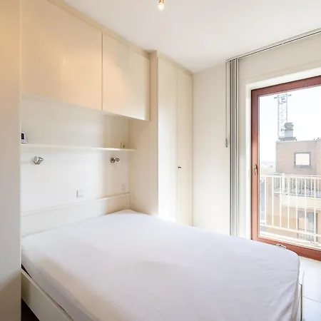 In With Sea Views Apartment